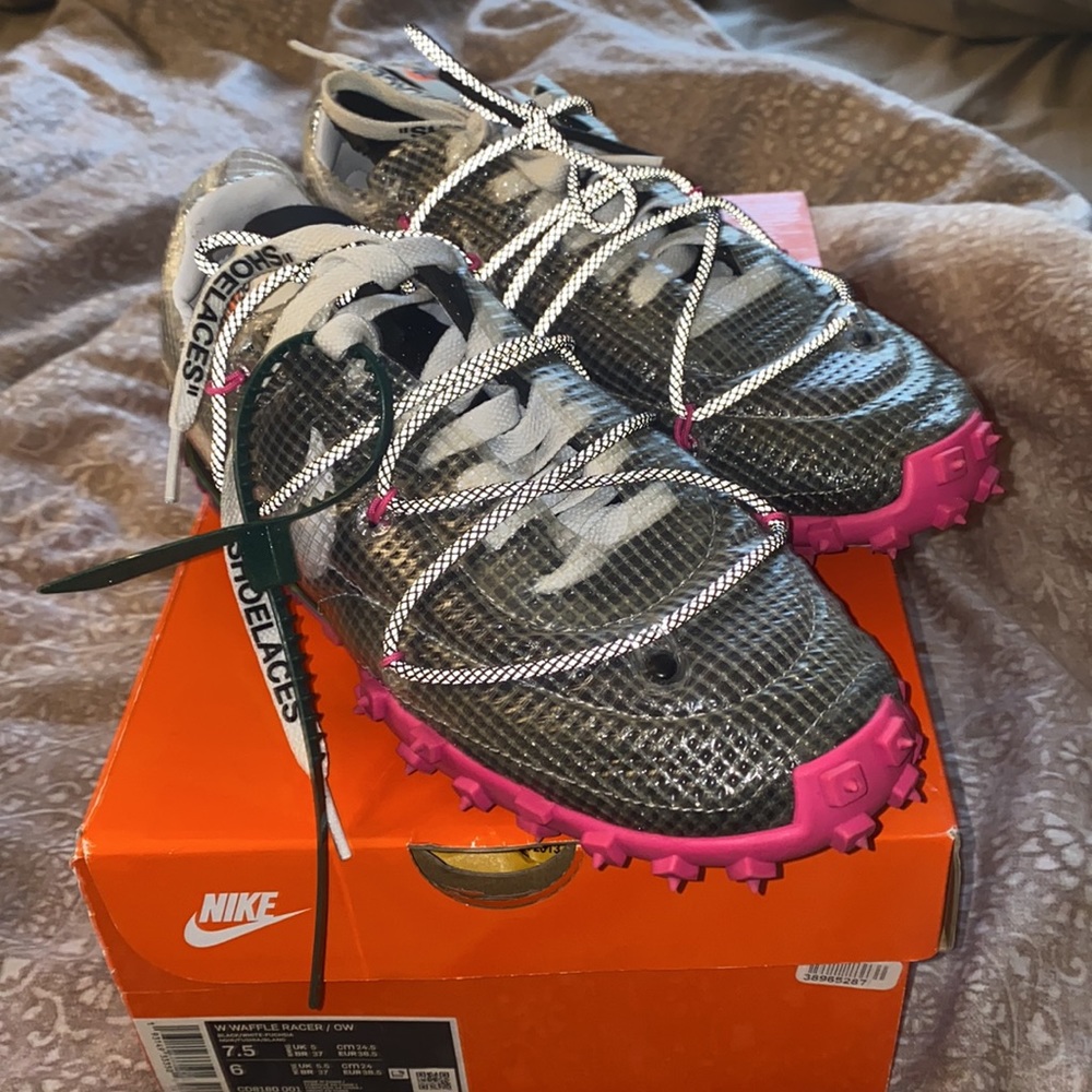 nike ow waffle racer